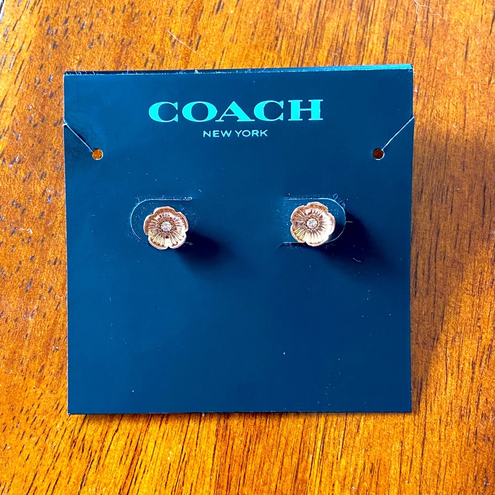 Gold Coach flower earrings